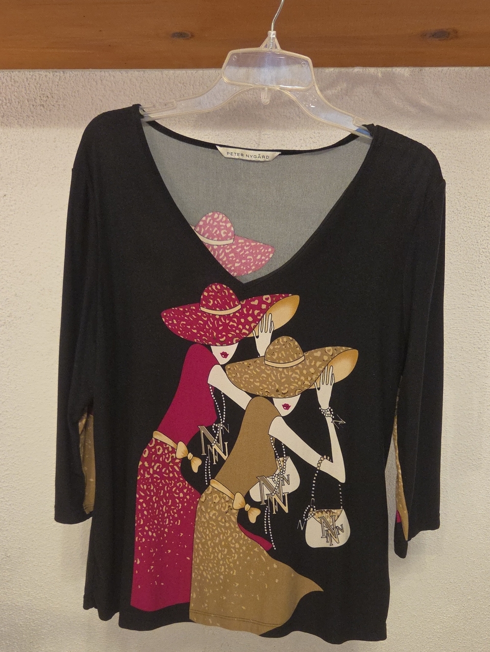 Peter Nygard Black Long-Sleeve V-Neck Top with Pink & Tan Graphic
